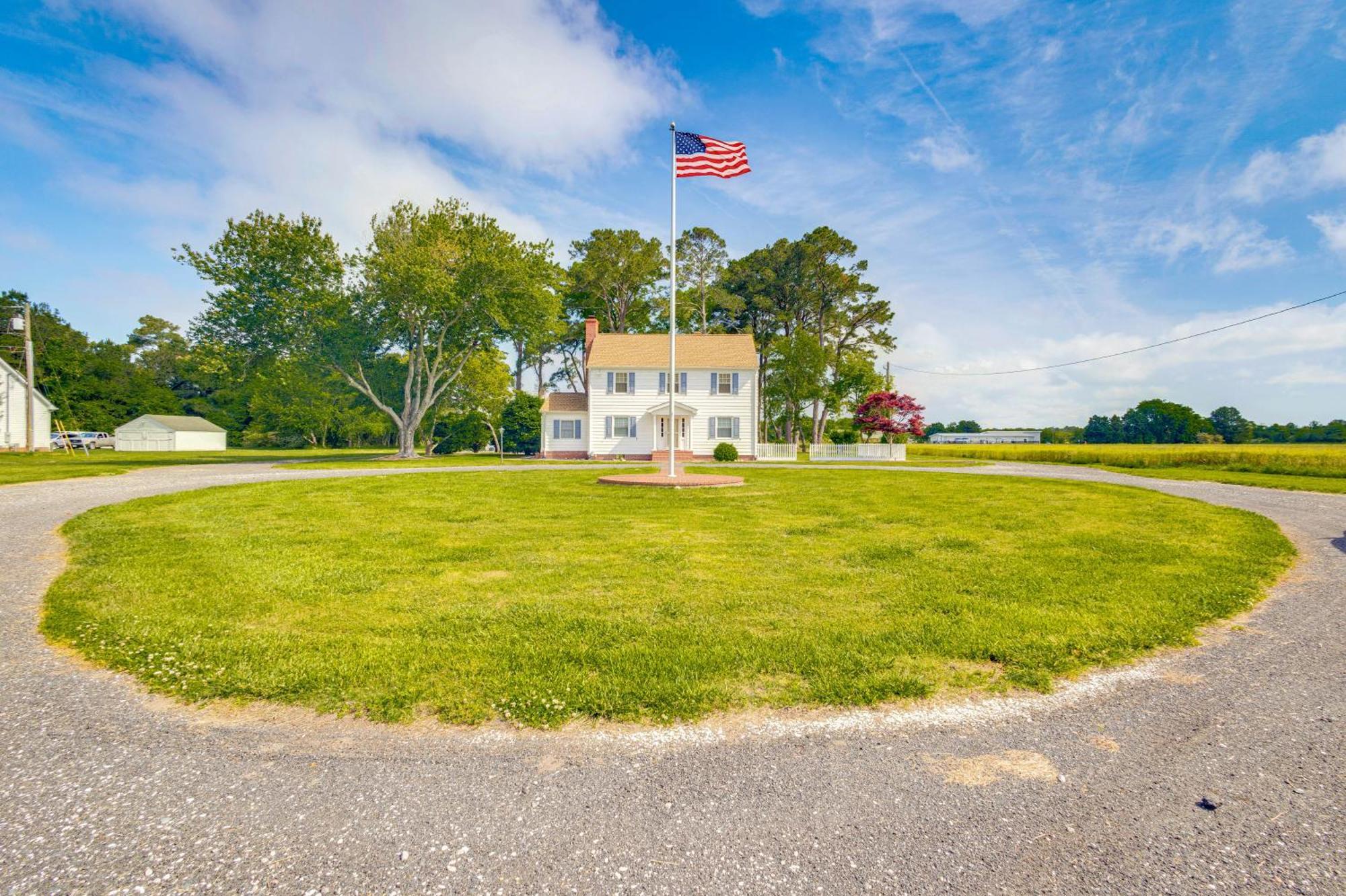 Updated Cape Charles Home About 2 Mi To Beachfront! Exterior photo