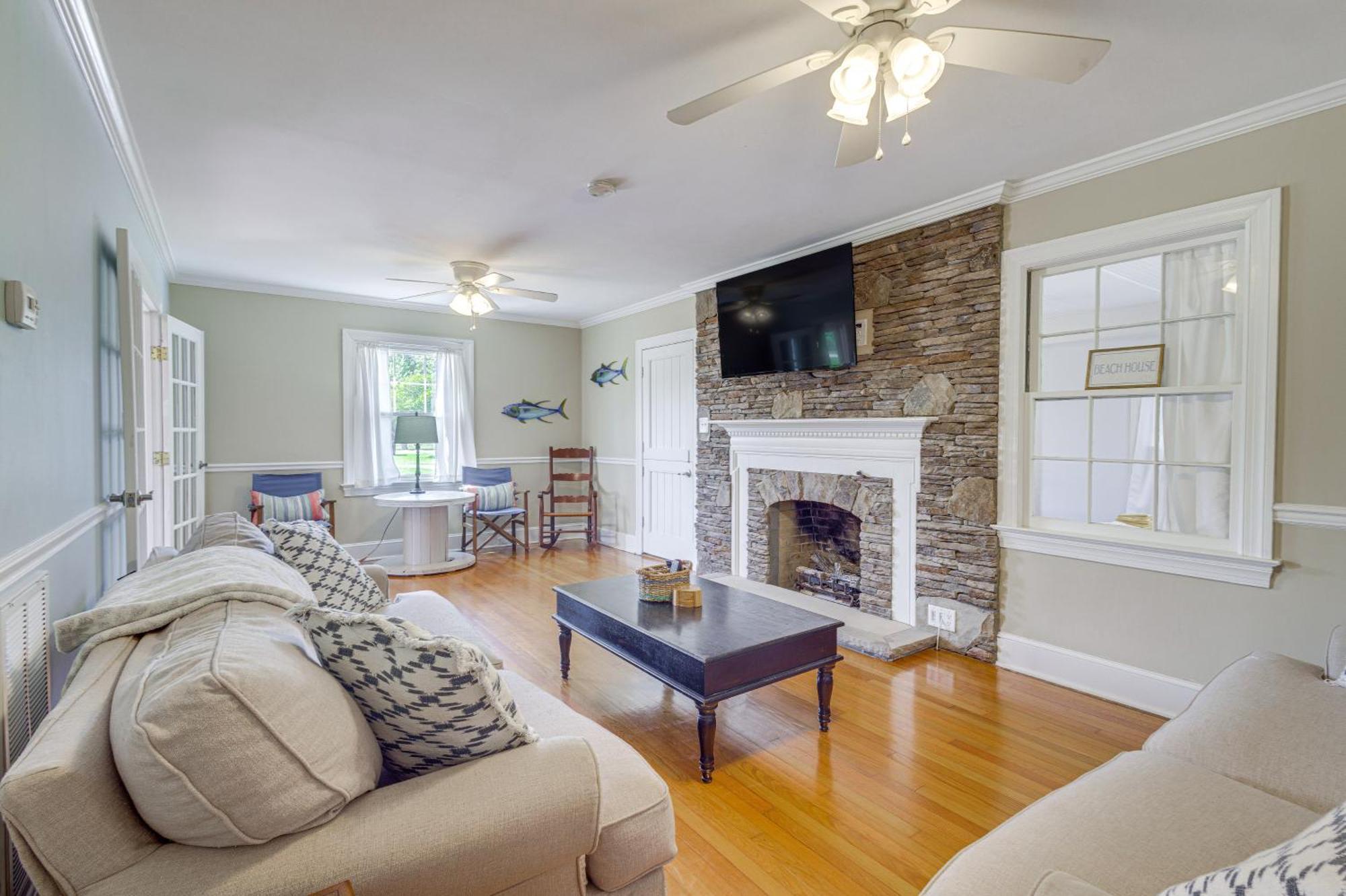 Updated Cape Charles Home About 2 Mi To Beachfront! Exterior photo
